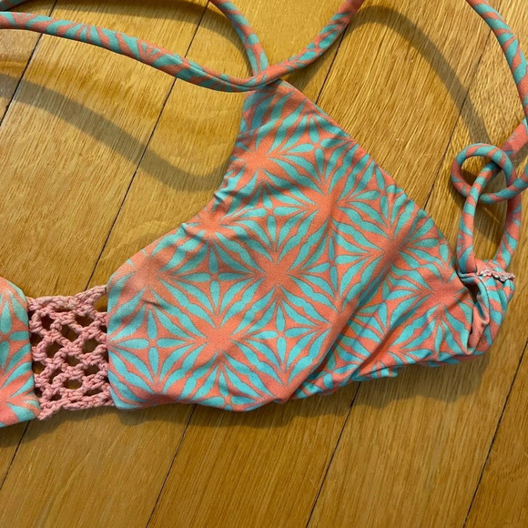 Posh Pua Binki Top size medium - Picture 3 of 4